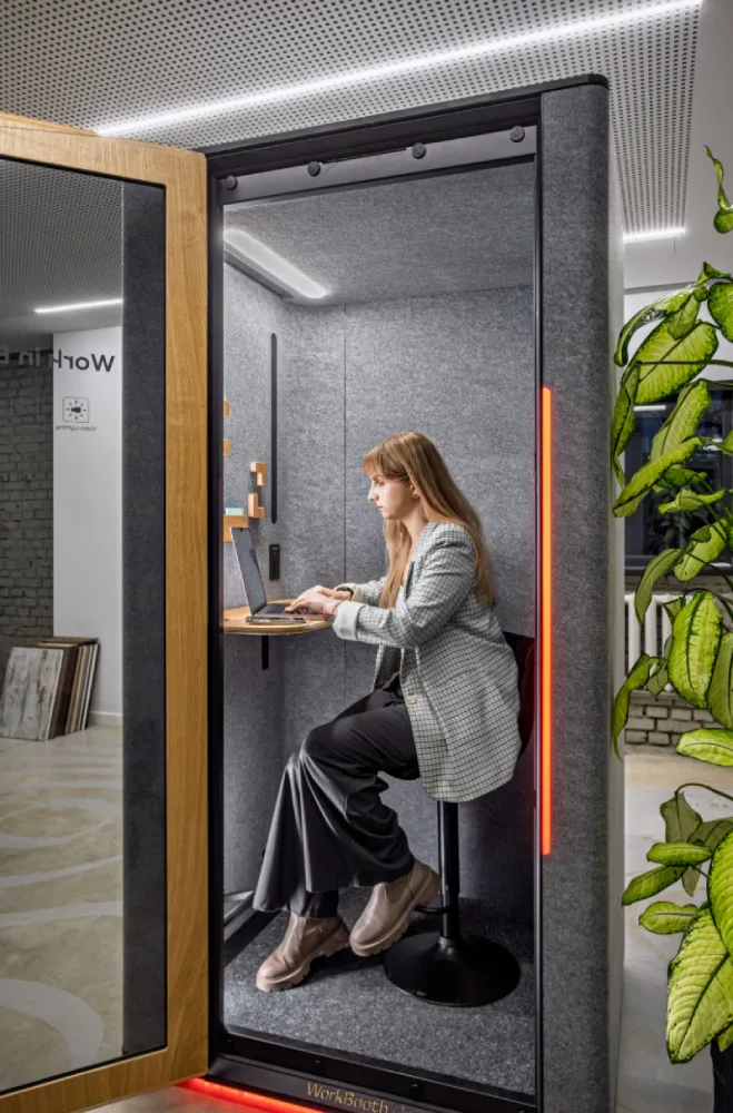 Focused work in the WorkBooth One single-person pod