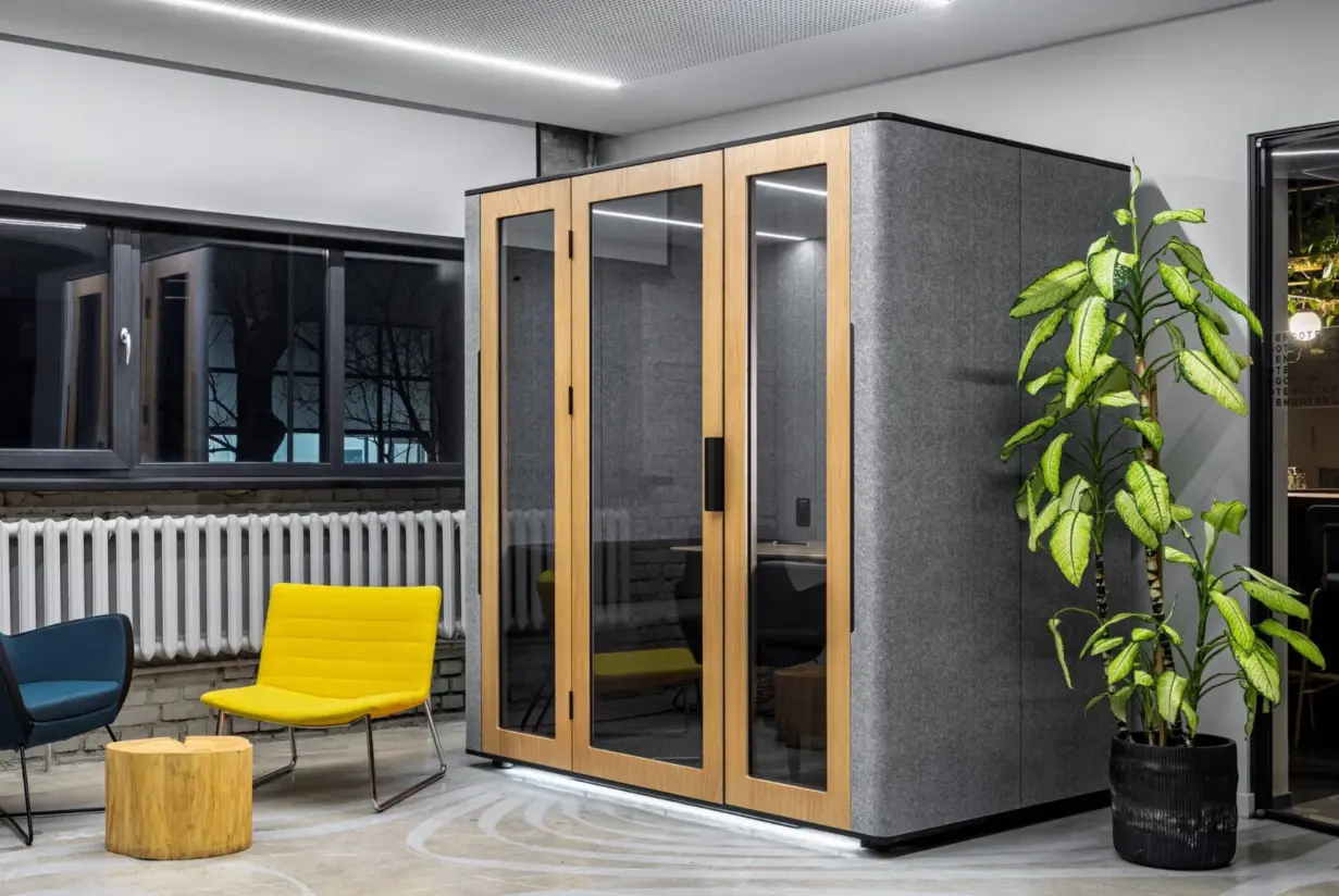 Sustainable biophilic office design